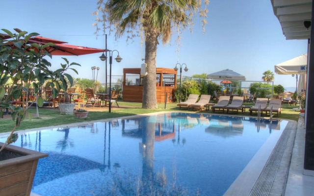 Rooms Smart Luxury Hotel & Beach