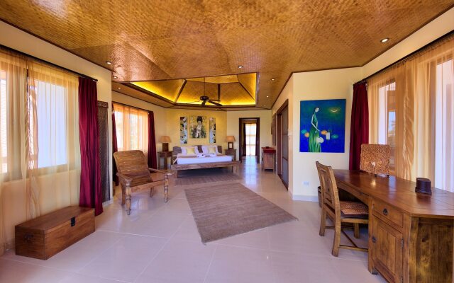 Baan Buaa - 3 Bedroom Beach Side Villa