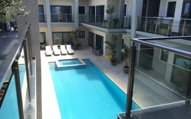 Waykiri Unit A-04, Luxurious New Apartment