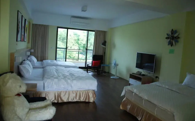 Yujing Warm Breezewarm x Sunny Sky Homestay
