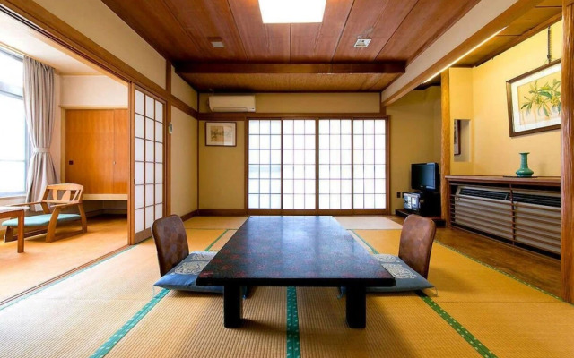 Ryokan Komatsuya Hachinobou