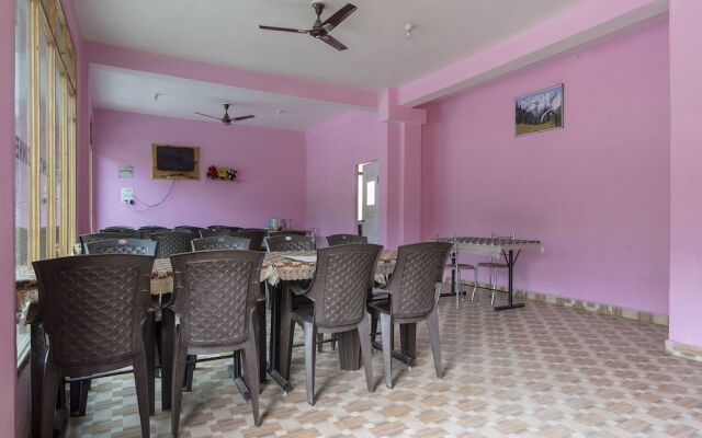 OYO 17400 Home River View Stay 18 Mile