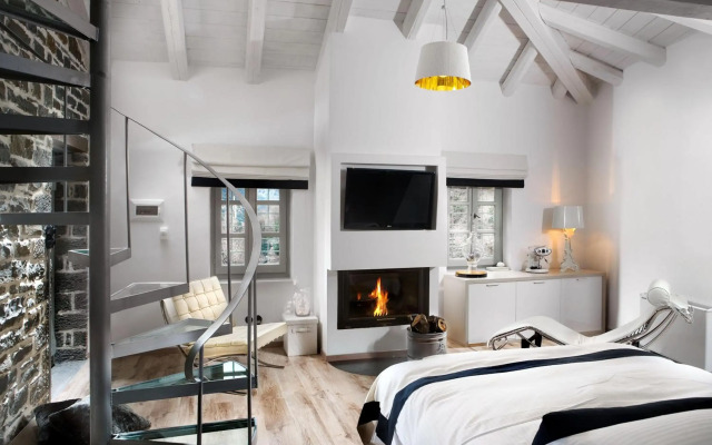 Mikro Papigo 1700 Hotel & Spa