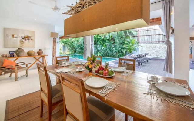 Fabulous Private Villa, 3 BR, Canggu With Staff