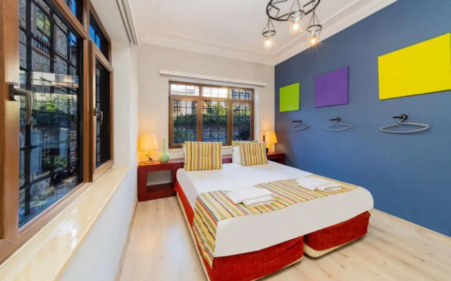 Fascinating Hotel Room Near Hadrian s Gate