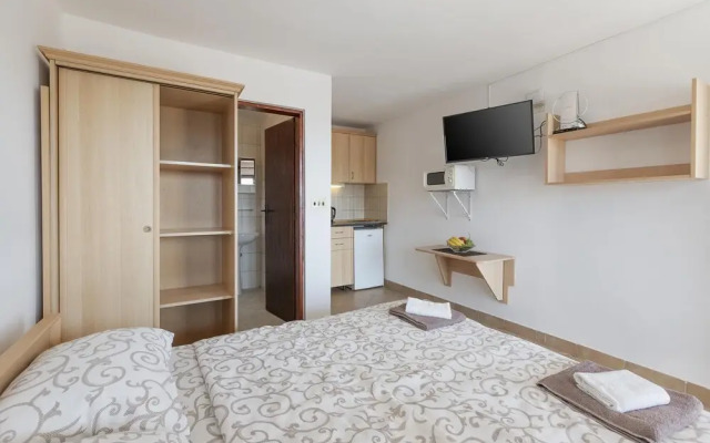 Crystal Sky Apartments
