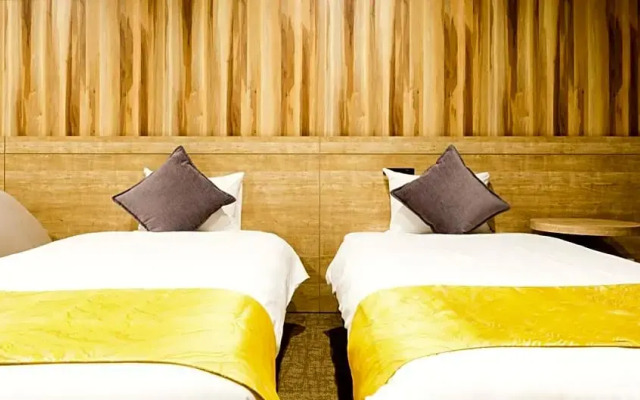 TAKUTO HOTEL Shinsaibashi