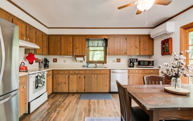 Spy Rock - 3 Br Cabin