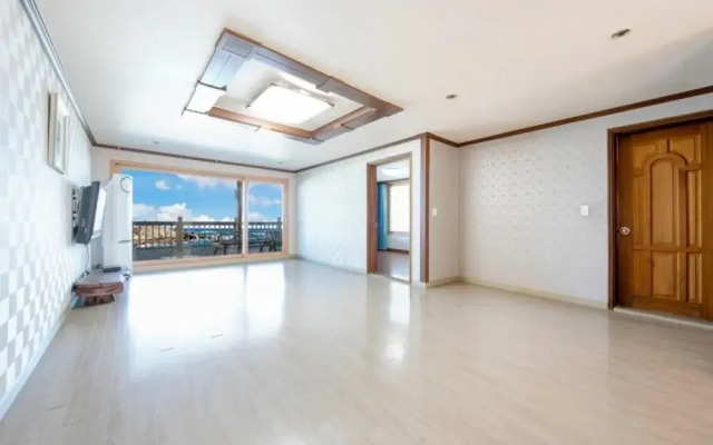 Gangneung rock island pension
