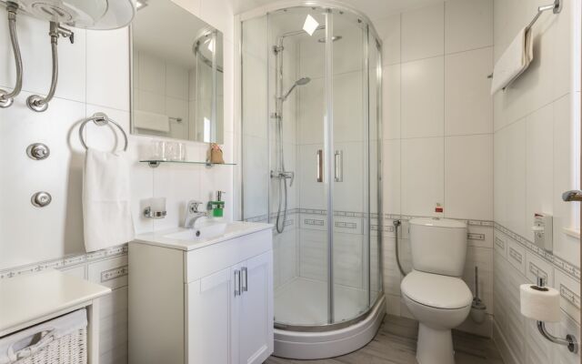 Apartments And Rooms Villa Erede