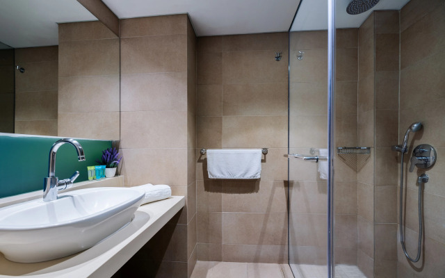 Angela Downtown Hotel