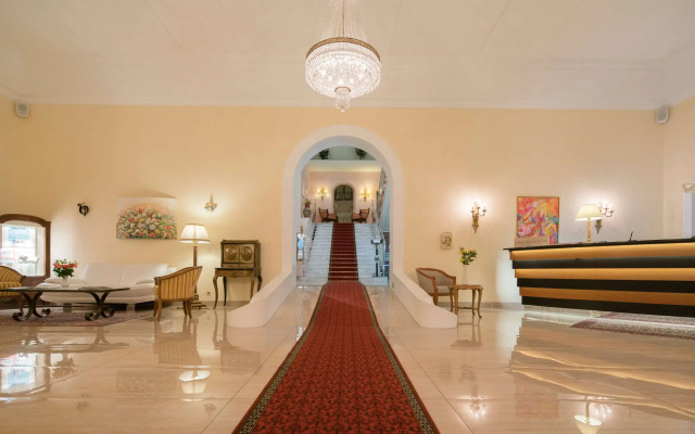 Best Western Hotel Bellevue Au Lac