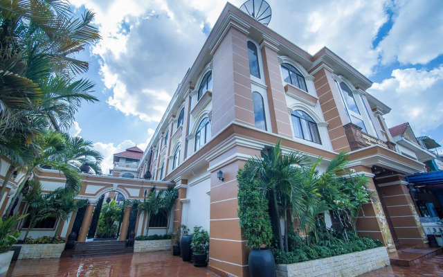 Reaksmey Chanreas Hotel