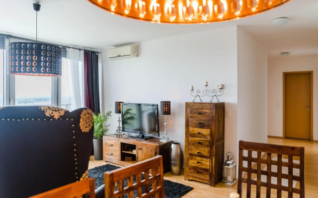 Comfy condo & FREE parking