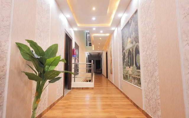 Hotel Mango Tree, Vrindavan