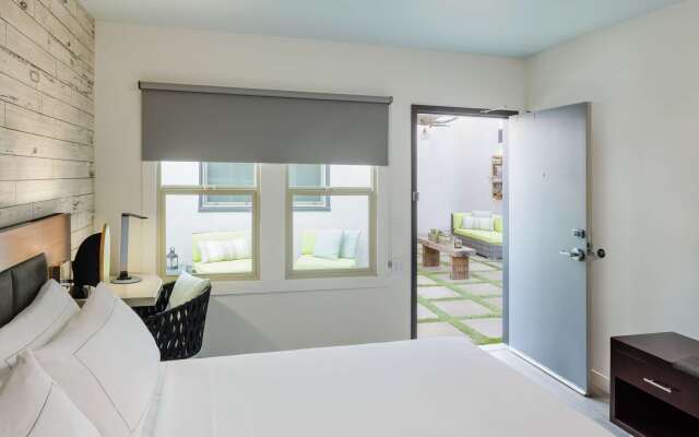 The Fin Hotel, Tapestry Collection by Hilton