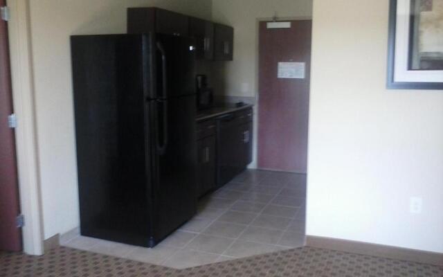 Cobblestone Inn & Suites - Avoca