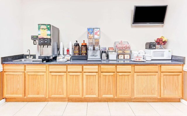 Super 8 Motel Carrollton CA