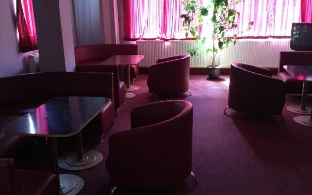 Hotel Amethyst