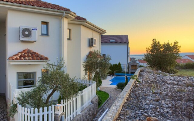 Nice Home in Krk With Wifi and 2 Bedrooms