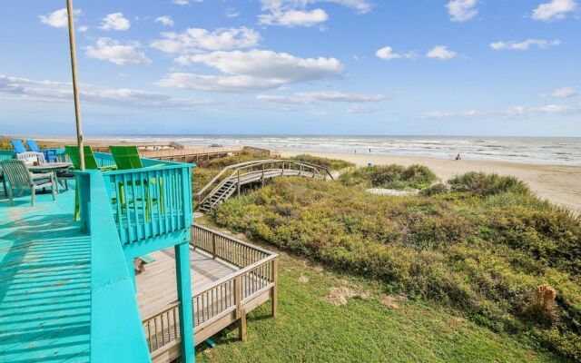 Beachfront Oasis