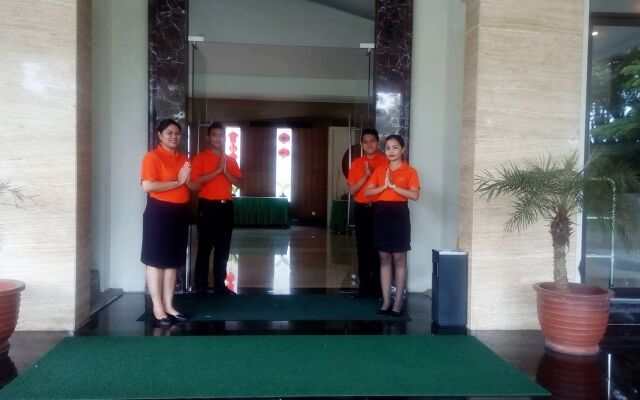 The Oxalis Regency Hotel Magelang