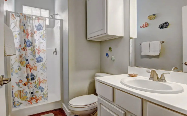Gone Coastal - 3 Br Condo