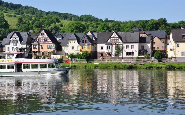 Mosel-Landhaus am Moselufer