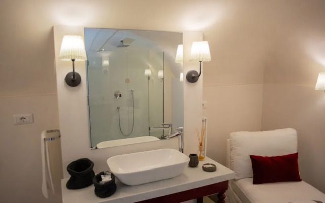 Suite 35