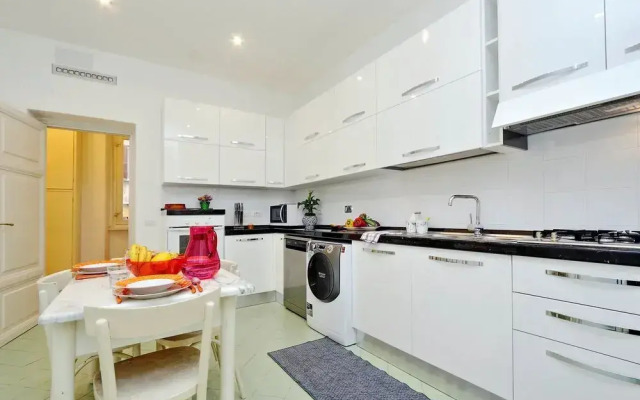 Treasurerome Spanish Steps Family 4BR