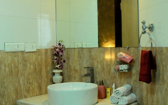 Hotel Madhav International