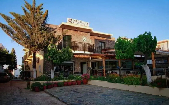 Nicolas Hotel
