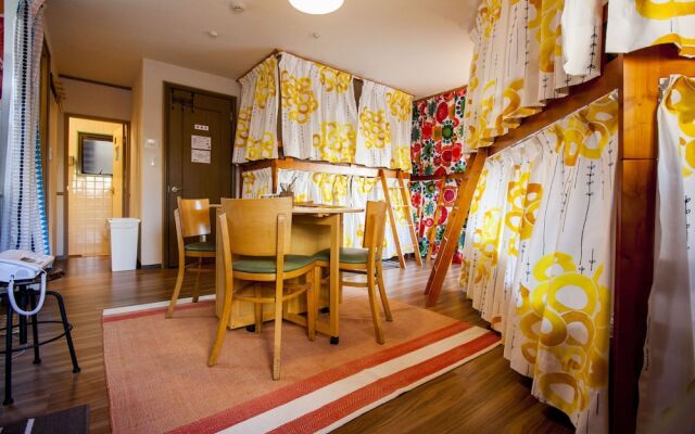 Honeycomb Hostel