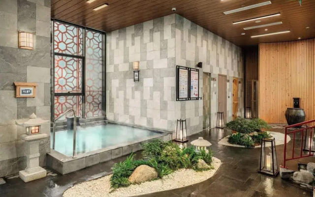 Armin Homes 2 BR with bathtub Ecopark