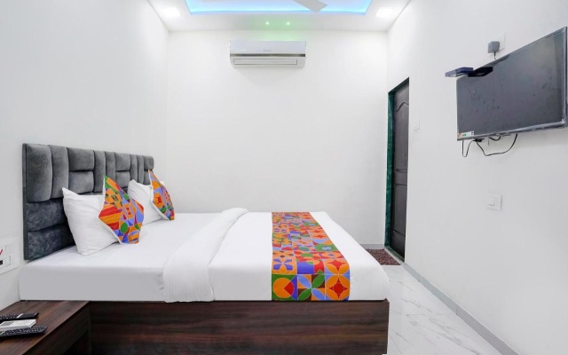 Fabexpress Bhau Residency