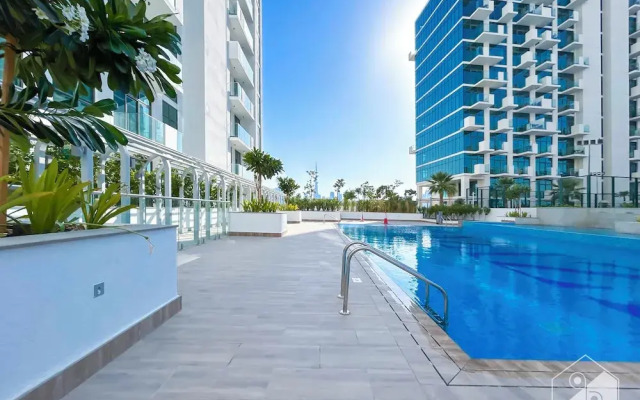 Cozy 1BR With Balcony & Views in Azizi Fawad