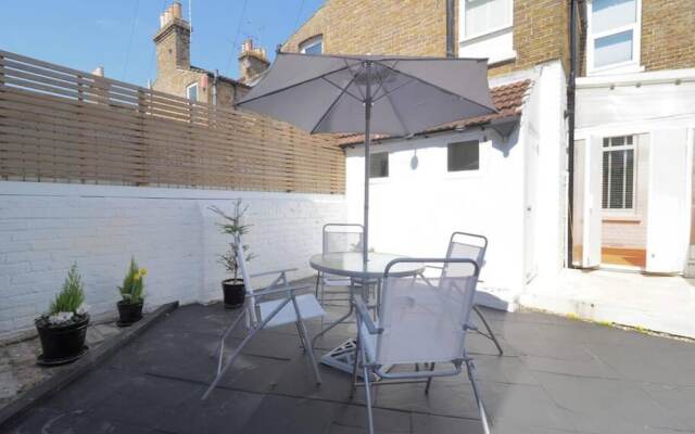 Host Stay Herbert Road