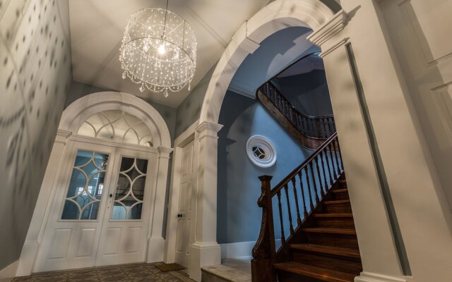 Tripas-Coração, Rosário Apartments