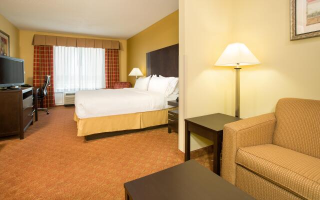 Holiday Inn Express & Suites Richmond by IHG
