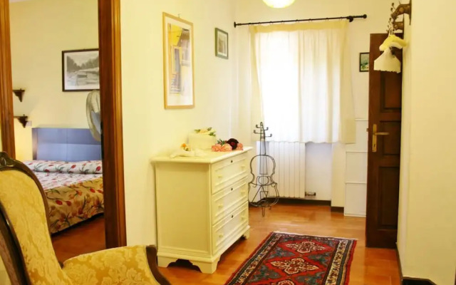 Beautiful private villa with WIFI, private pool, TV, pets allowed and parking, close to Arezzo