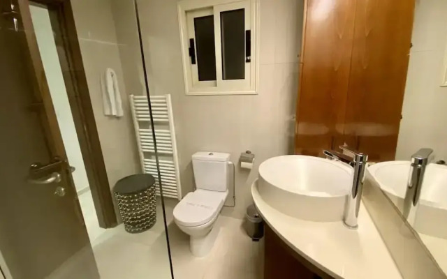 Hallmark Beach Apartment