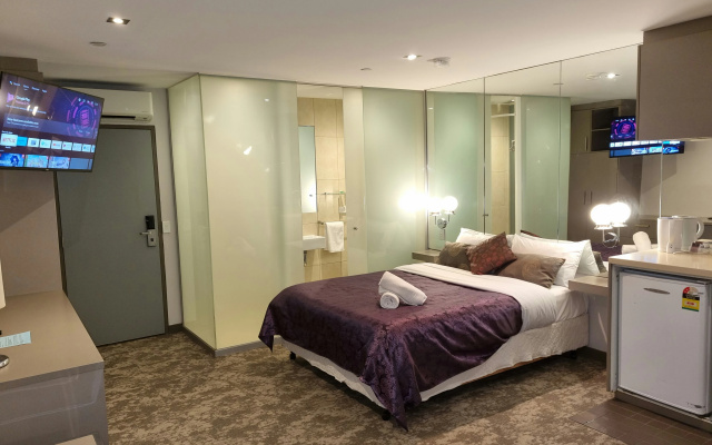 Melbourne ViVo – Guest Rooms – Melbourne
