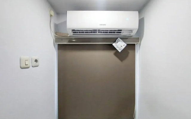 Homey Studio Apartment At Mansyur Residence