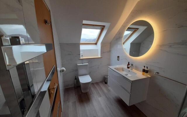 Lochview Guesthouse