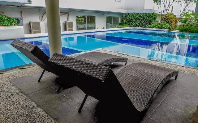 Comfy And Strategic Studio Apartment At Bassura City