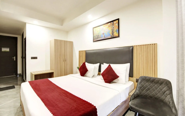 Saltstayz Premier – Cyber Hub