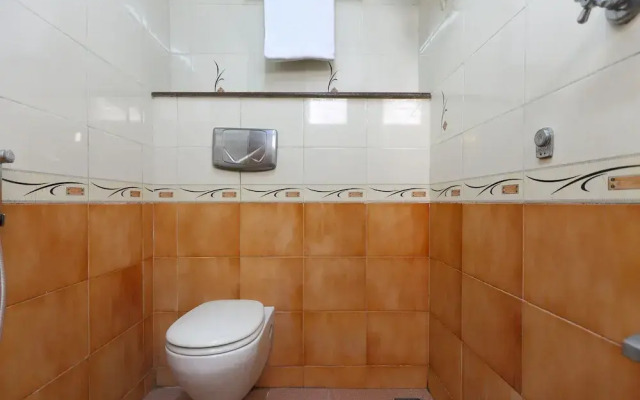 OYO 8033 Premam Service Apartment