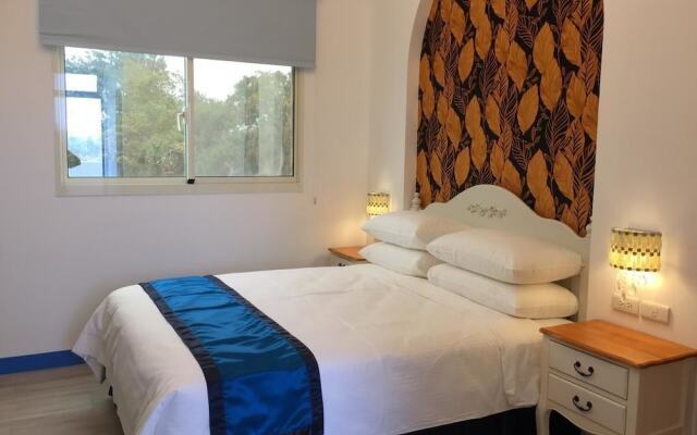 Cicada said Greece Homestay