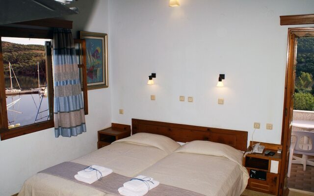 Drymna Hotel
