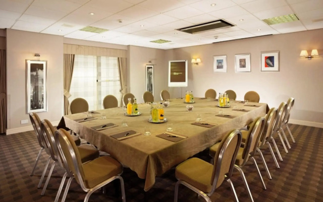 Regency Park Hotel